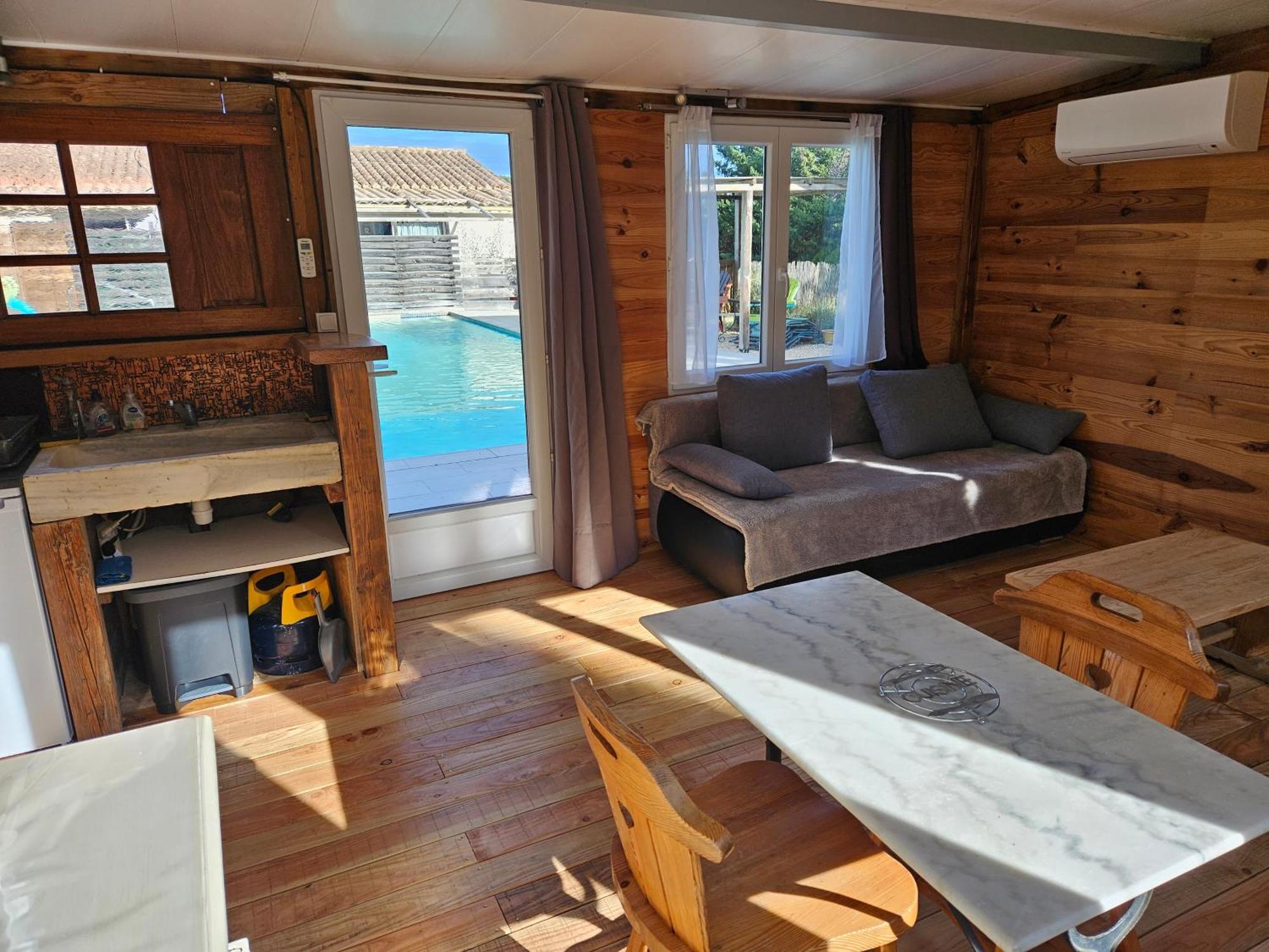 Chalet Banane Devant Piscine, A 6Km Du Festival De Piano De La Roque D'Antheron Rognes Ngoại thất bức ảnh
